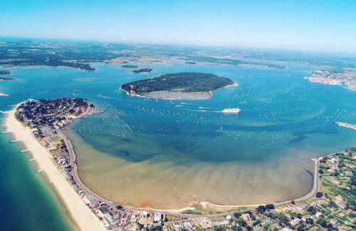 Harbourside garden flat with parking - Photo 29