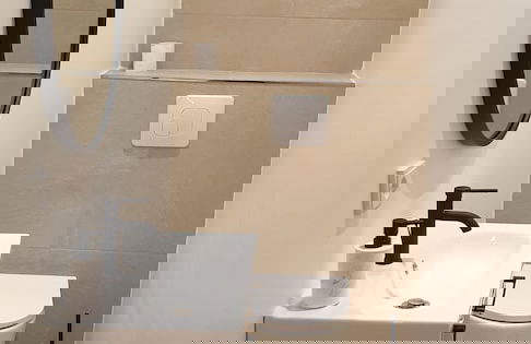 Large Retro Chic Flat 100m2 in City Center - Parking - Foto 28