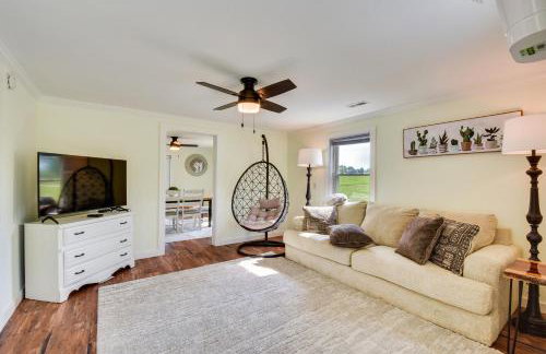 Cozy Fair Play Home with Deck 4 Mi to Lake Hartwell! - Foto 1