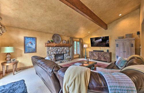 Luxe Sun Valley Retreat with Hot Tub, 3 Mi to Resort - Foto 4