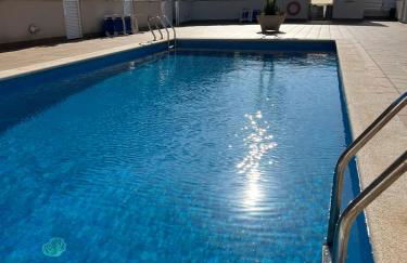 Cozy Beach House with Pool & BBQ - Foto 12