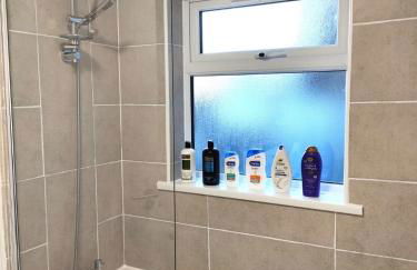 Centrally Located 2-Bedroom Apartment in London! - Foto 7