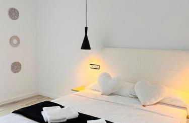 Jacaranda Apartments & Studios - Foto 2