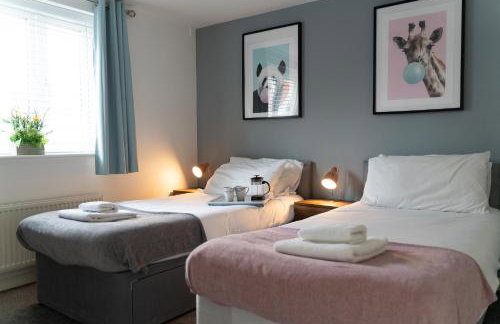 2 Bed Apt with free parking on driveway and free Wi-Fi - Photo 28