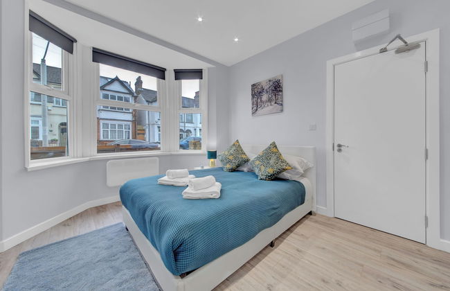 Cozy Serviced Ensuite In West Drayton London TW7 - Photo 1