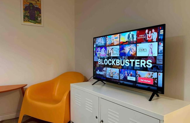 East London Apartment Near Station & Free Parking - Photo 12