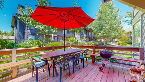 Villager Retreat - Photo 2