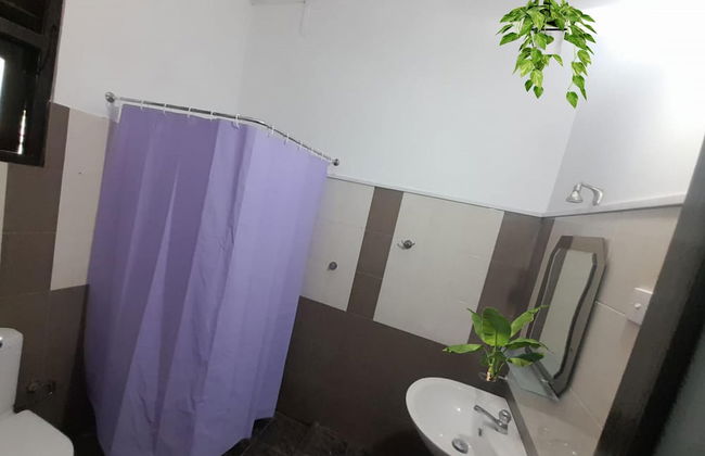 Galle Large Serviced Villa Near Beaches & Fort - Photo 15