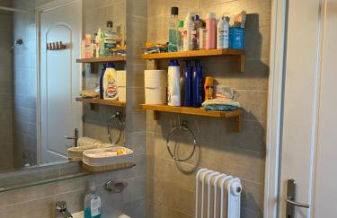 Traditional And Spacious Apartment In Neo Psychiko - Photo 33