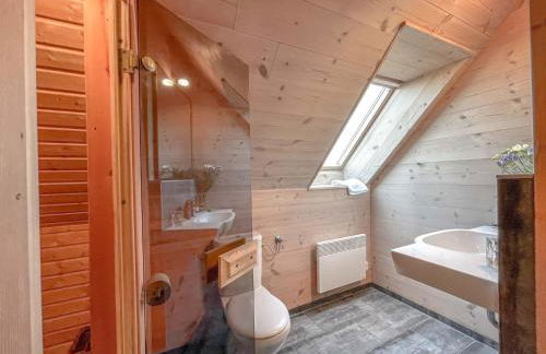 traumHaff Küstenchalets - einzigartige Chalets an der Ostsee. Ganz aus Lärchenholz mit Kamin und Sauna - Foto 30