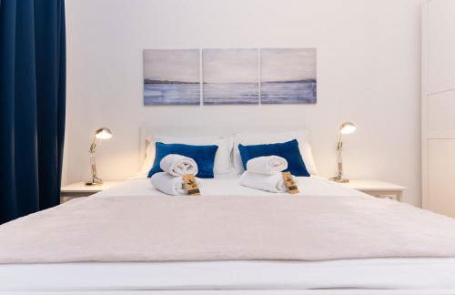 PROMO INIZIO ANNO, Eleganza in Centro Città, Mare e Parcheggio a Due Passi - Foto 1