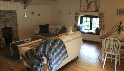The Stable Loft, Llwynhelig Manor - Foto 5