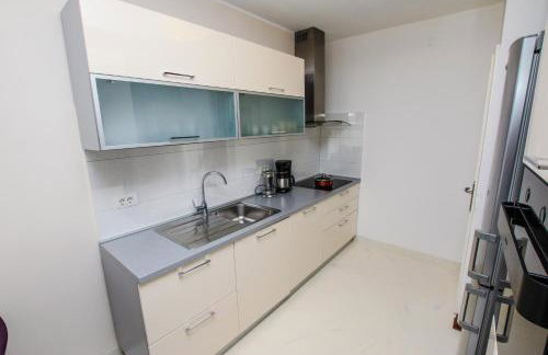 Family Beach Apartments - Photo 38