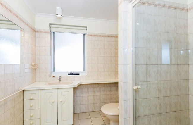 Two Bays Apartments - Foto 23