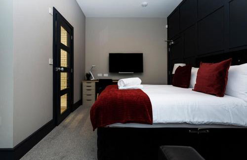 BOOTique House - Luxury Group Accommodation for 12 - Photo 48