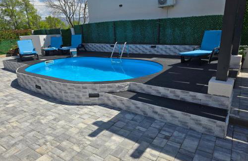 Grey House with heated pool Kričke Drniš - Foto 41