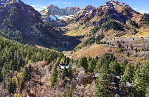 Beartooth Lodge with Hot Tub and Stuart Falls Views - Foto 3