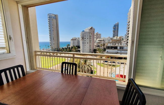 Masaryk Musk in Bat Yam - Foto 14