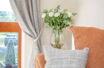 Pendle View Gatehouse Lakeside Stay - Photo 28