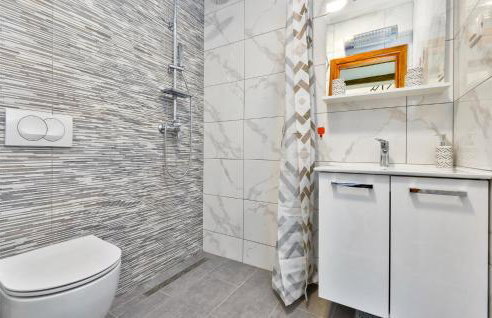 Awesome Home In Breznicki Hum - Foto 39