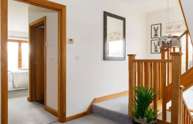 Serene Riverside 6BR Luxury Retreat in Curdridge - Photo 21