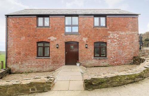 Castle Dore Barn - Photo 1