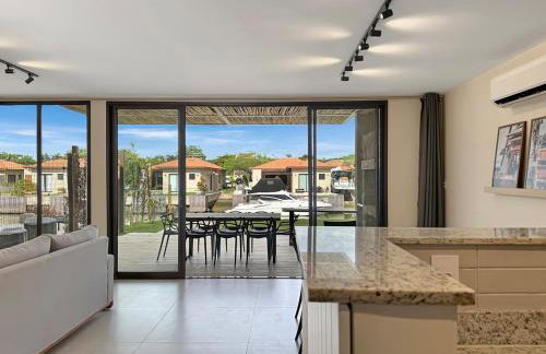 Casa em Condomínio Clube - Ar condicionado - Piscina - Foto 23