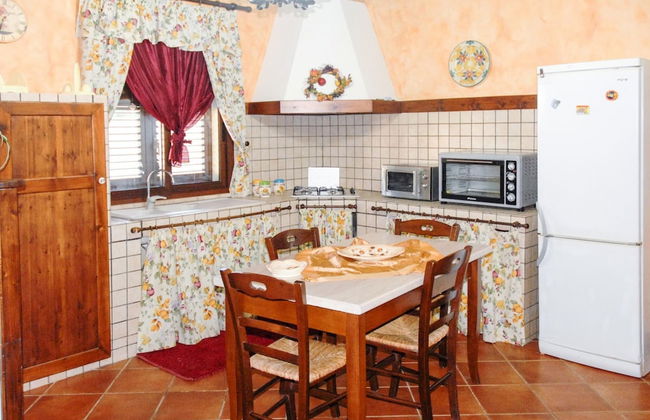 Belvilla by OYO Villa Flora - Photo 6