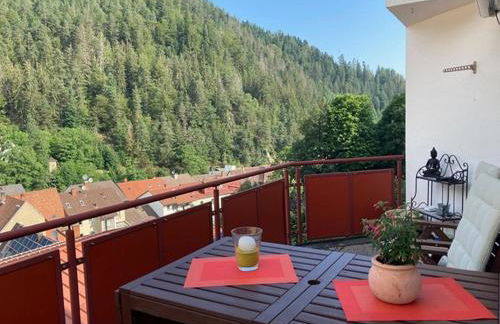 Schwarzwalduhren Nescht Triberg - Foto 24