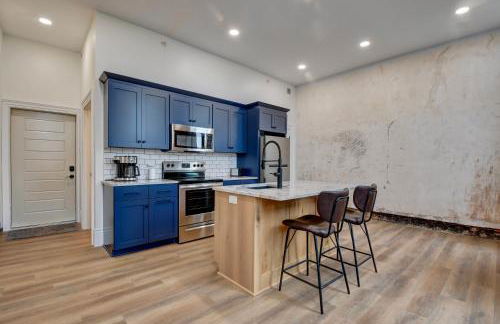 Kaufman Suite- BY BUSY INTERSECTION - Foto 6