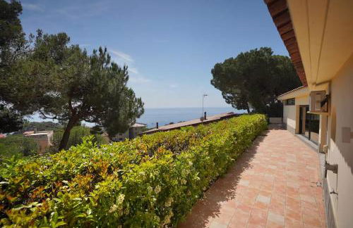 Villa de lujo de 4 dormitorios, piscina y barbacoa - Foto 37