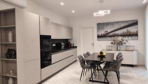 Holiday Home Varese- Family & Group stay with private parking - Foto 5