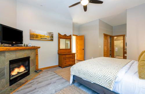 Cozy Pine Cabin Pool Access - Foto 26