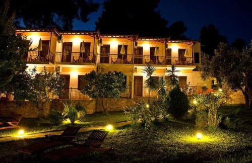 The Pine Trees - Foto 40