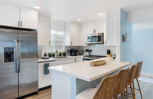 Coastal-chic Newport Stay Steps to the Beach, Dining & Boardwalk Optional Add-on Unit - Foto 10