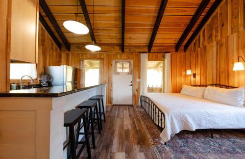 Creekside Cabin Near Waterfalls, Hiking & Lake Cabin 4 - Foto 7