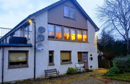 Loch Ness Balcony Apartment - Foto 18