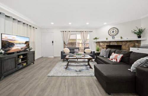 Dreamy & Relaxing Gem With Backyard - 12mins to DT LA - Foto 6