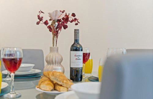 Tranquil Telford Retreat with 2 Bedrooms - Foto 13