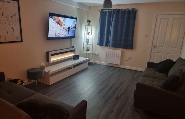 Impeccable Beachfront 2-bed Cottage in St Bees - Photo 6