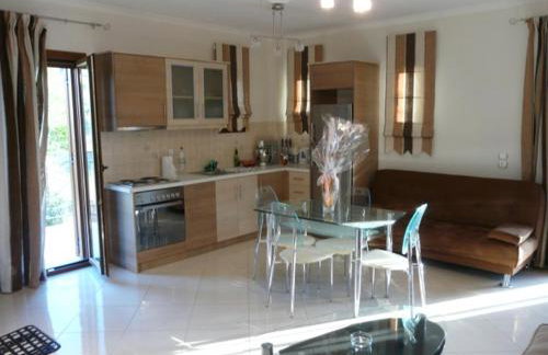 Artemis Luxury Apartaments Anaxos - Foto 17