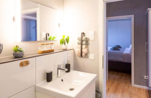 MiCasa OL - Modernes Penthouse - Stellplatz - Küche - WLAN - Dachterrasse - Photo 29