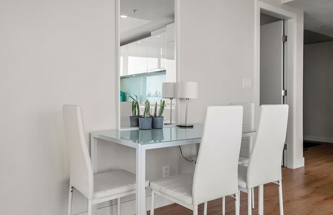 By Stampede Free Parking Banff Pass Wine More - Photo 14