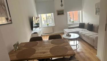 Altstadtinsel am Johanneum - Foto 2