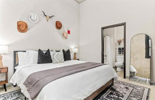 DT 2BD Steps from Target Field+GYM+KTCHN+LNDRY - Foto 29