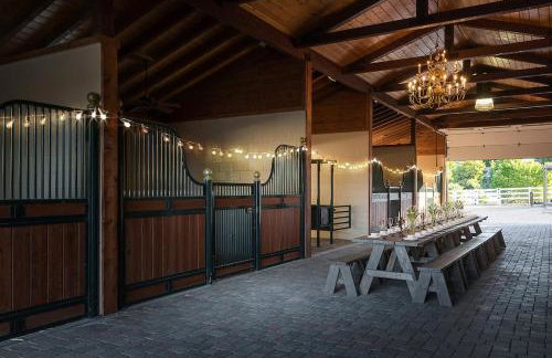 The Oaktree Estate by Fieldtrip - 7 Acre Private Resort with Lake Pool Vineyard - Foto 10