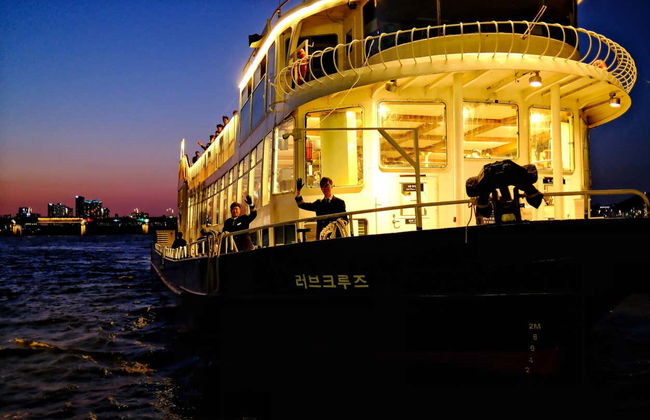 Han River Cruise - Photo 5