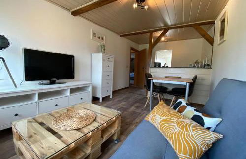 Schöne Dachgeschosswohnung - Foto 2