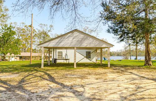 Boat and Swim Lakefront Toledo Bend Retreat! - Foto 21