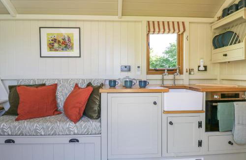 Blackthorn - Photo 10